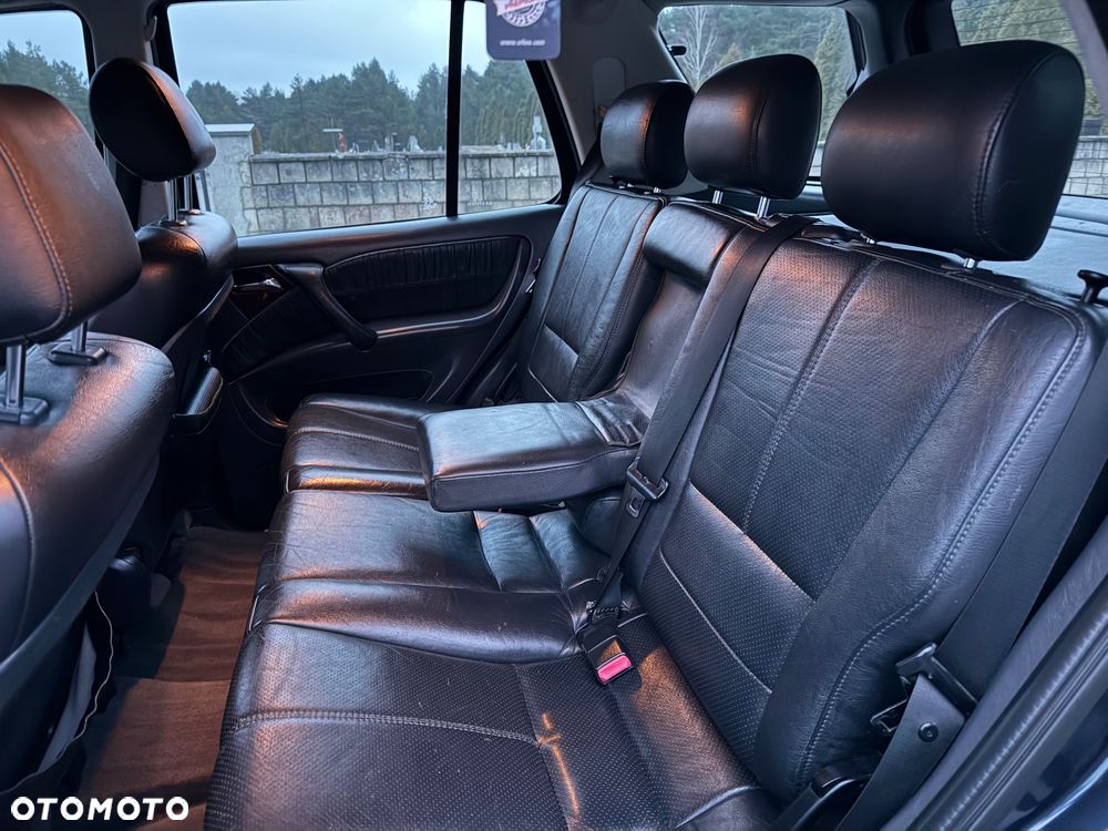 Mercedes-Benz ML - 18