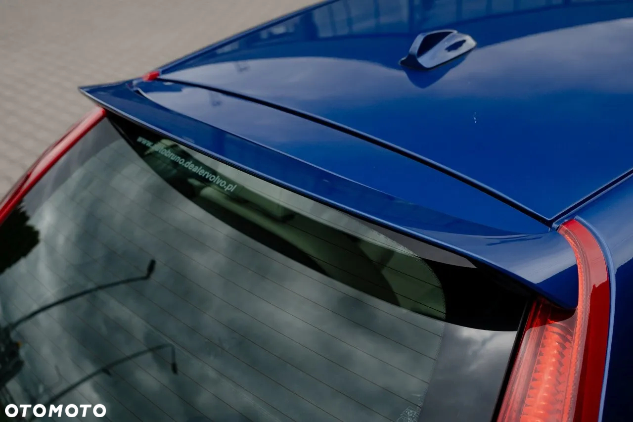 Volvo C30 1.6D Summum - 28