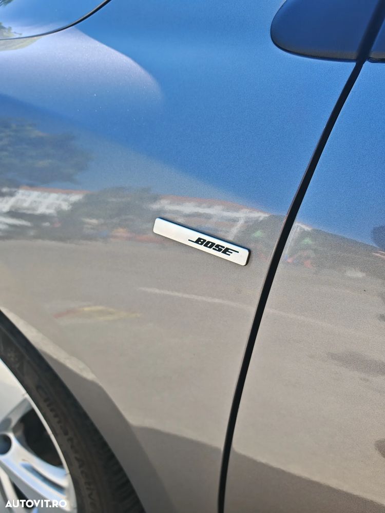 Renault Megane ENERGY dCi 110 Start & Stop Bose Edition - 7