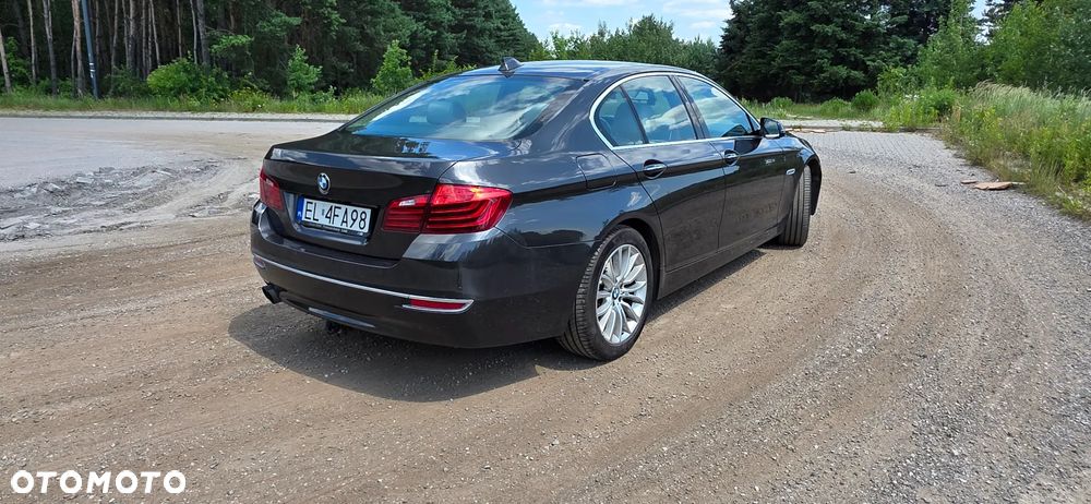 BMW Seria 5 528i xDrive - 3