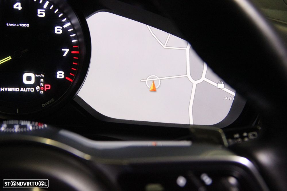 Porsche Panamera Sport Turismo 4 E-Hybrid Platinum Edition - 18