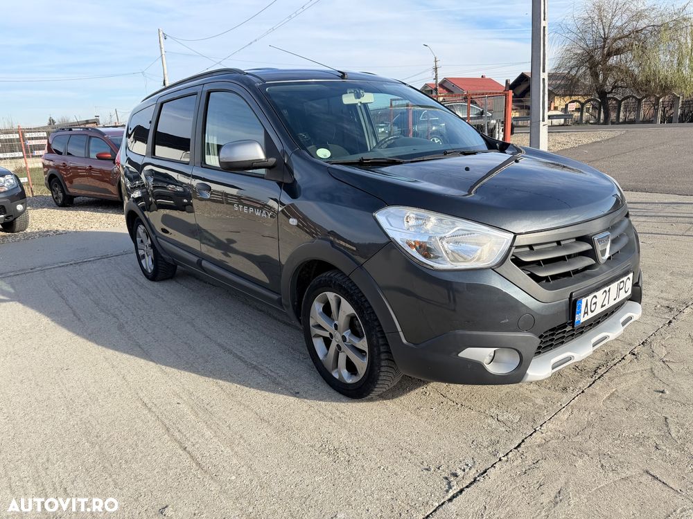 Dacia Lodgy 1.5 dCi Stepway - 1