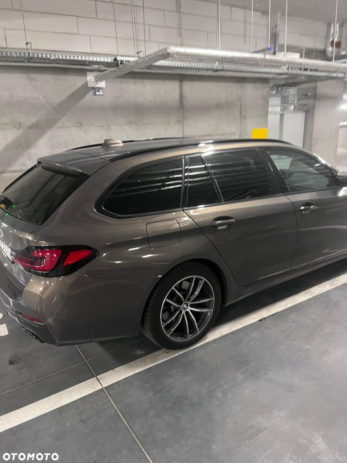 BMW Seria 5 520d xDrive M Sport sport - 9