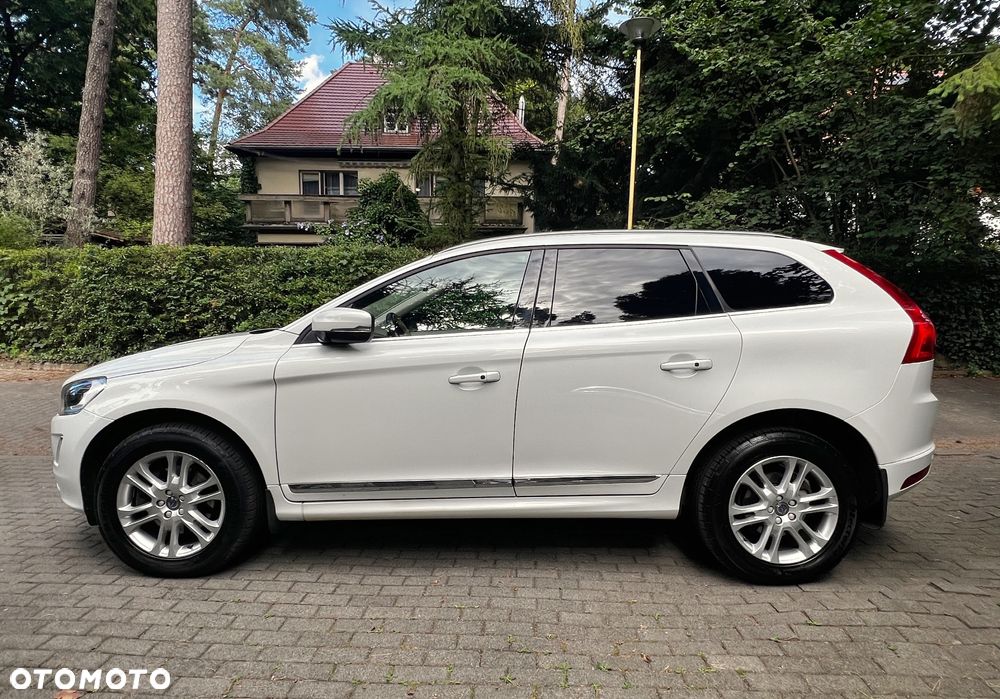 Volvo XC 60 D5 AWD Summum - 4