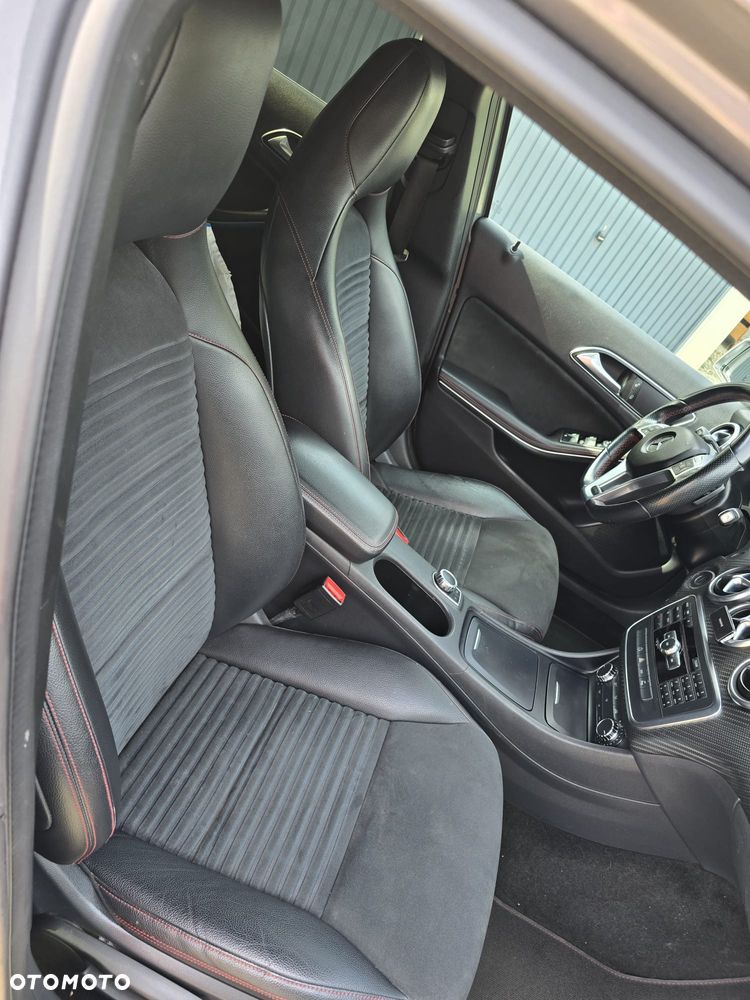 Mercedes-Benz Klasa A 180 7G-DCT AMG Line - 9