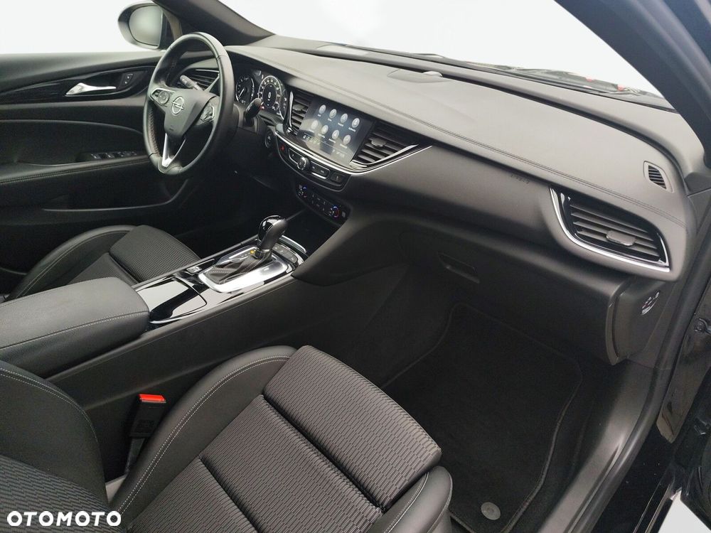 Opel Insignia - 20