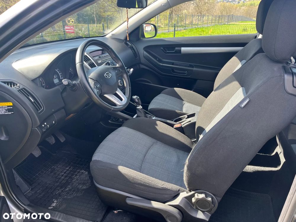 Kia Ceed 1.4 Comfort + - 12