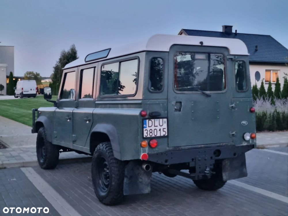 Land Rover Defender - 27