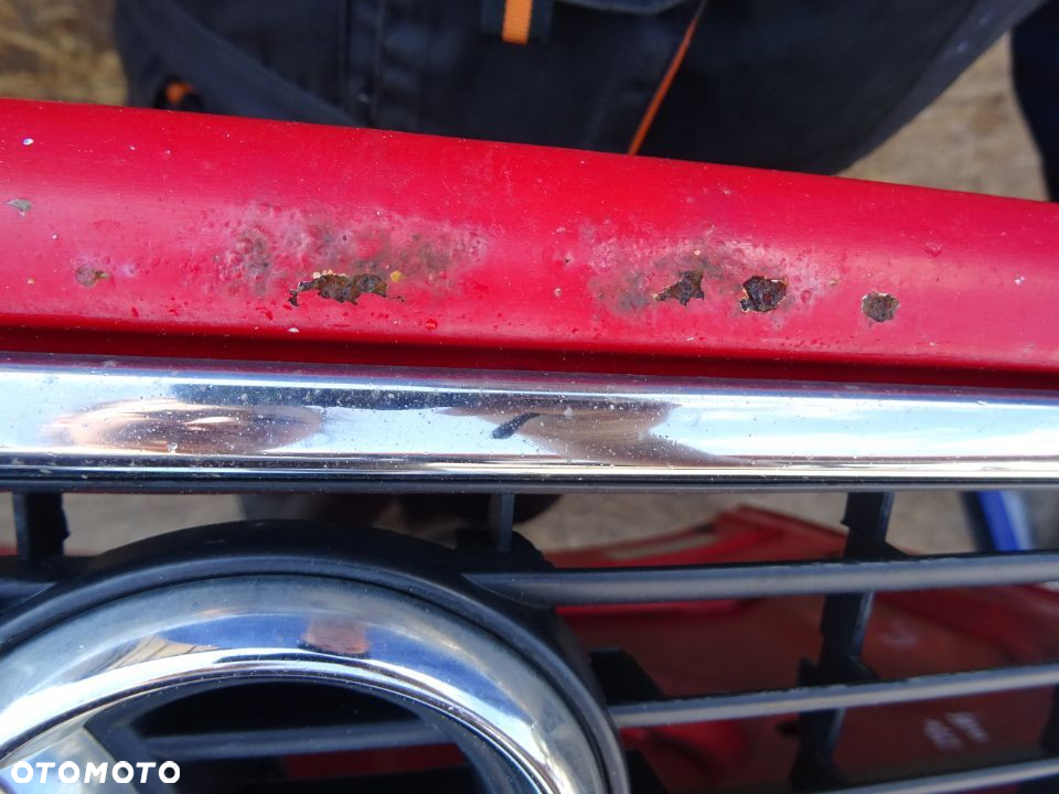 MASKA POKRYWA SILNIKA AUDI A4 B5 KOMBI LAK: LY3H - 6