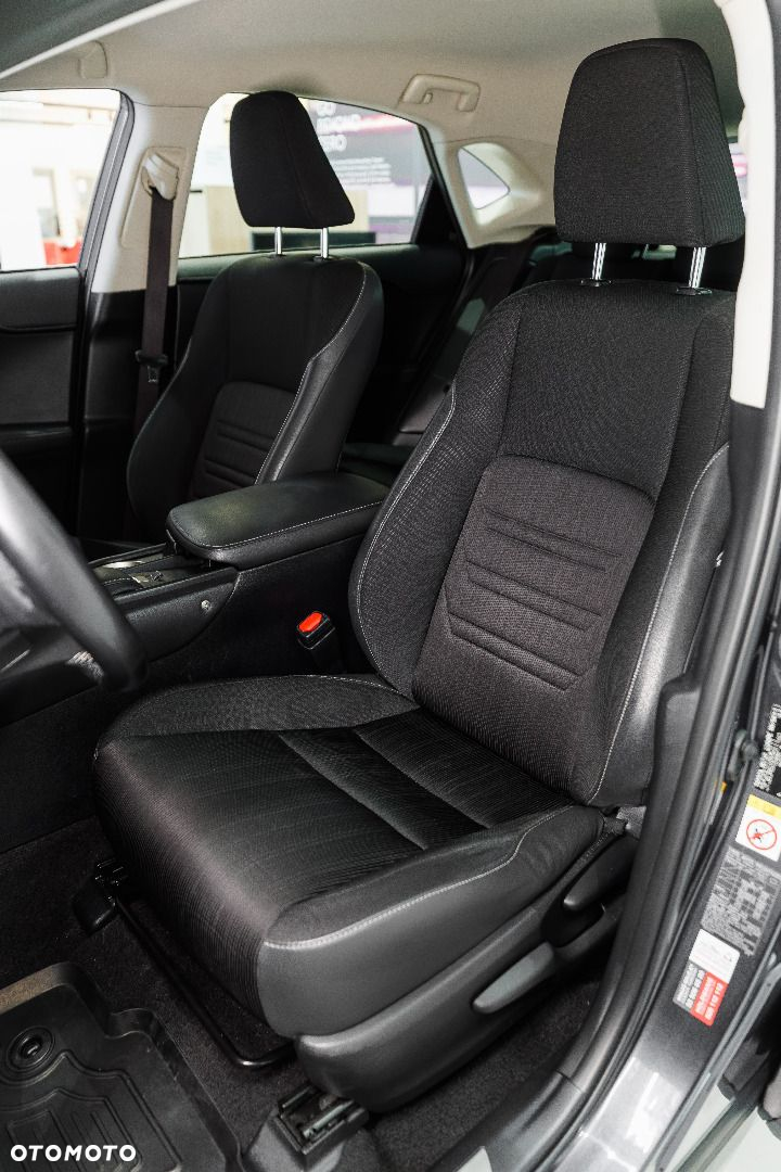 Lexus NX - 33