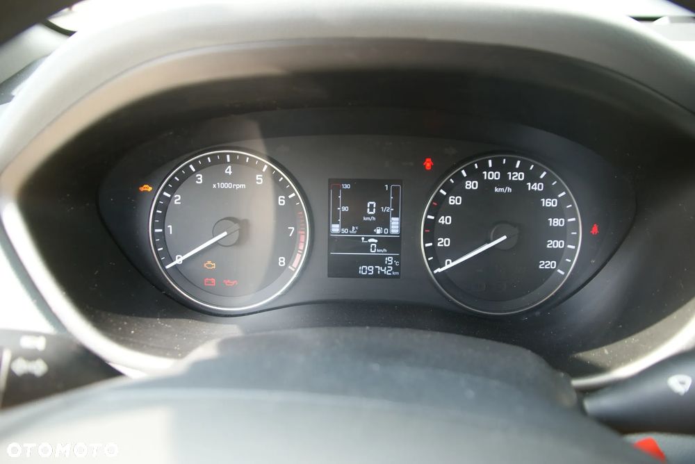 Hyundai i20 - 15