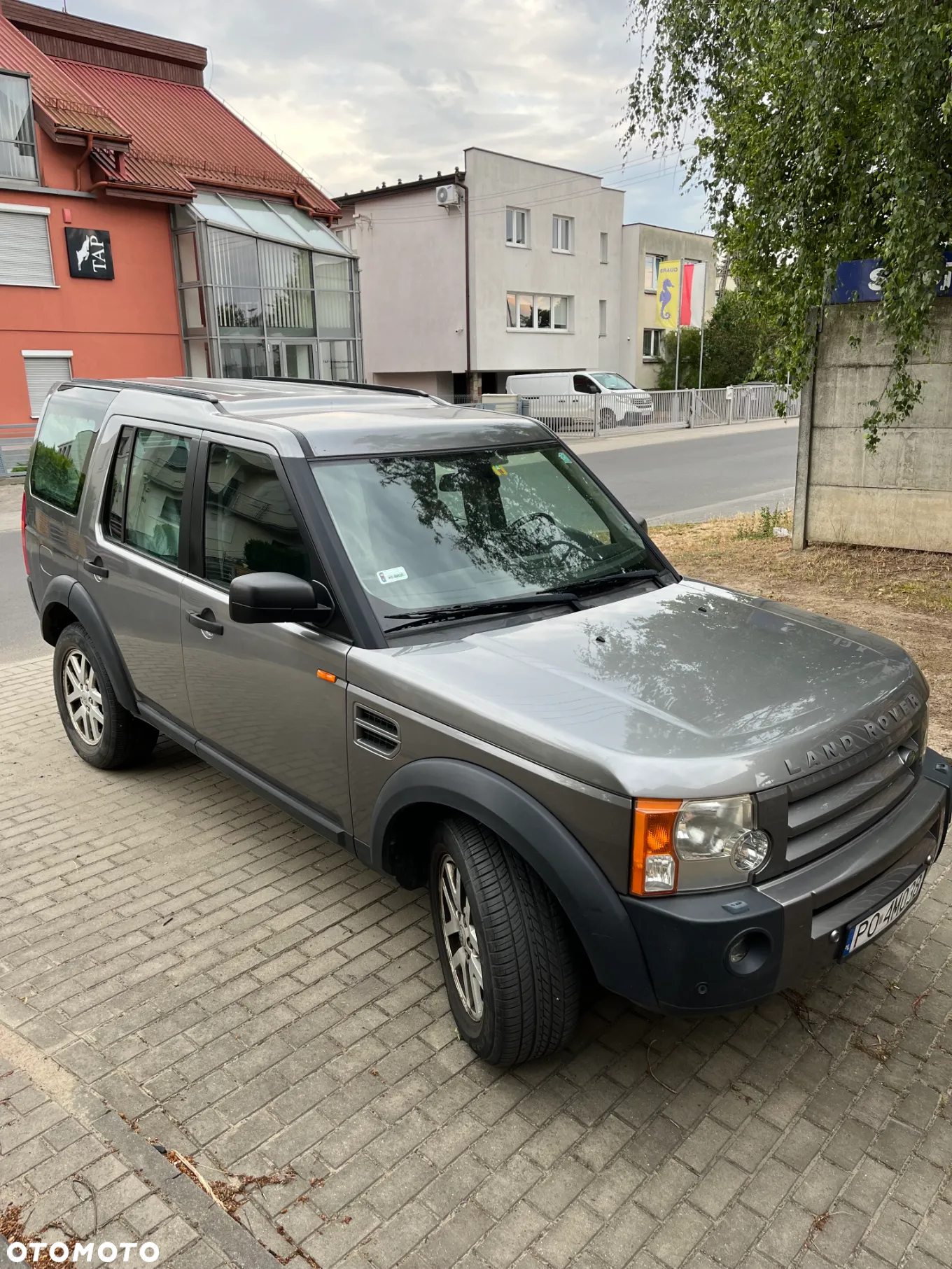Land Rover Discovery - 18