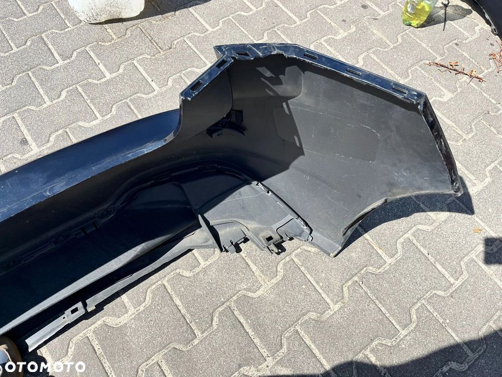 Zderzak tył Golf 8 HB 2020-2024r. PDC - 2