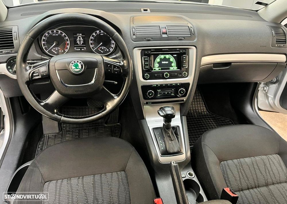 Skoda Octavia Break 2.0 TDI DPF 4x4 DSG Elegance - 11