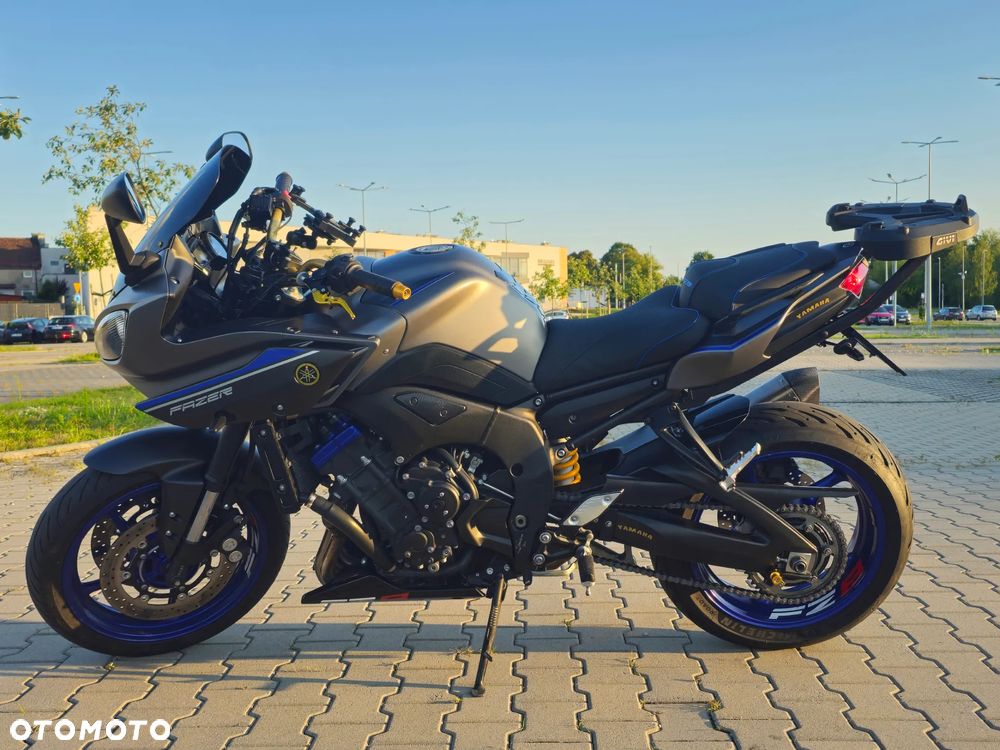 Yamaha FZ8 - 15