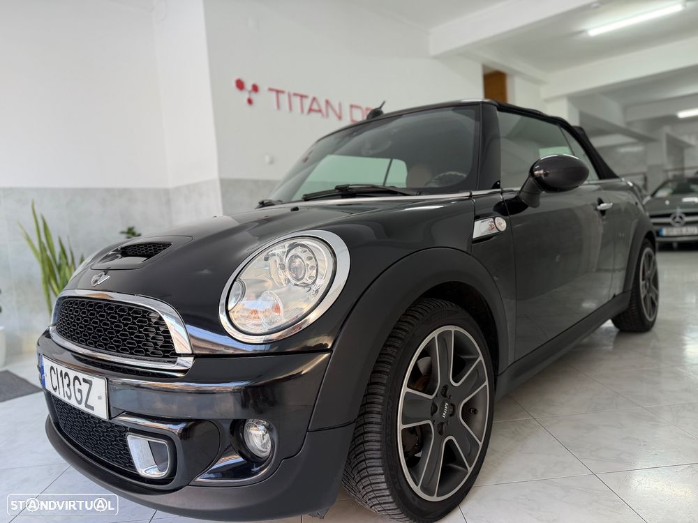 MINI Cabrio Cooper SD - 2