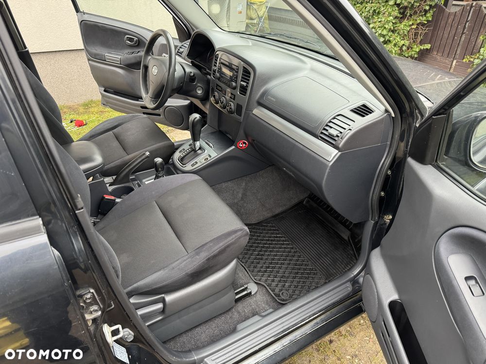 Suzuki Grand Vitara V6-2.5 Comfort - 7