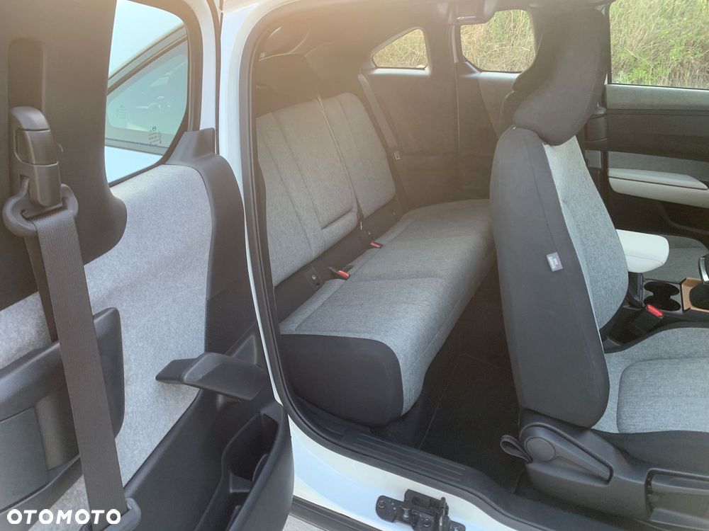 Mazda MX-30 e-SKYACTIV - 22