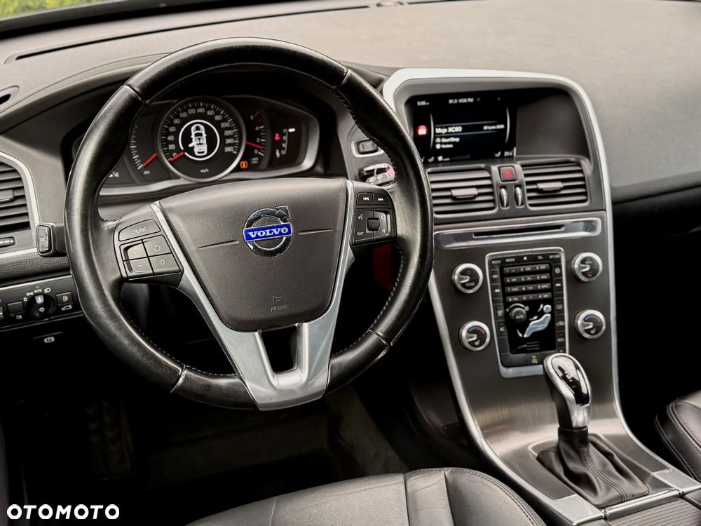 Volvo XC 60 D4 Geartronic Momentum - 10