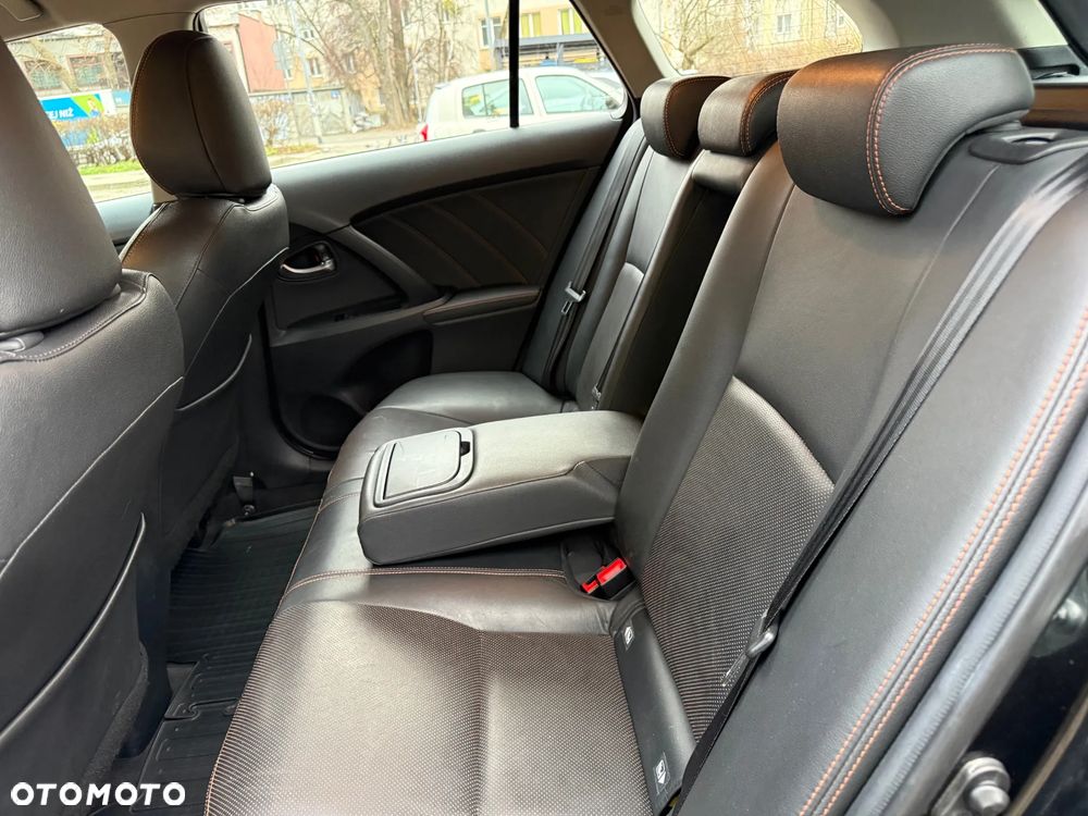 Toyota Avensis 2.0 Multidrive S Executive - 24