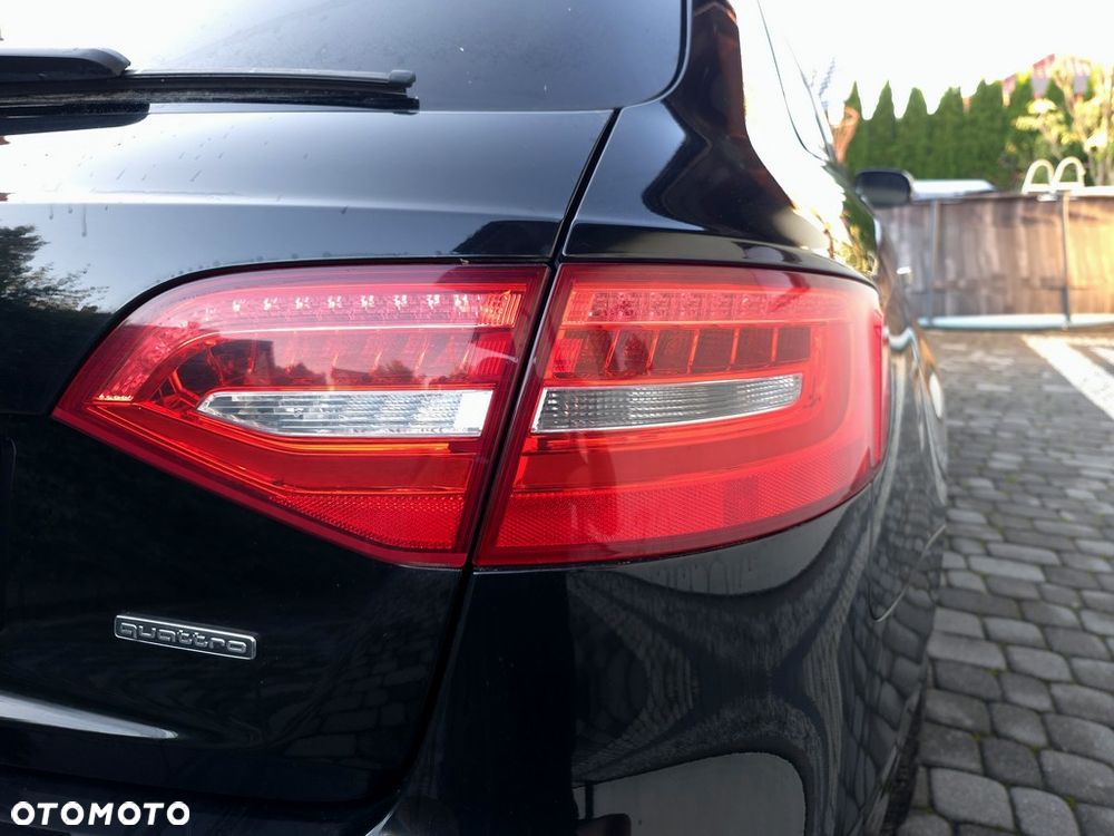 Audi A4 Avant 2.0 TDI Quattro S tronic - 32