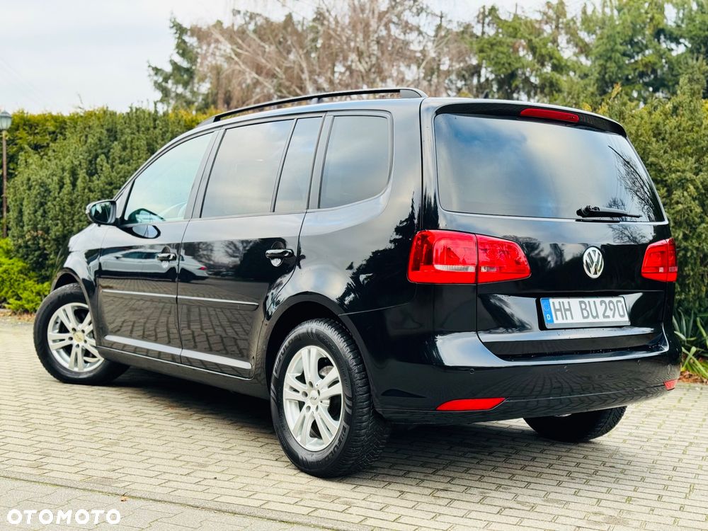 Volkswagen Touran 1.6 TDI DPF BlueMotion Technology DSG Comfortline - 18