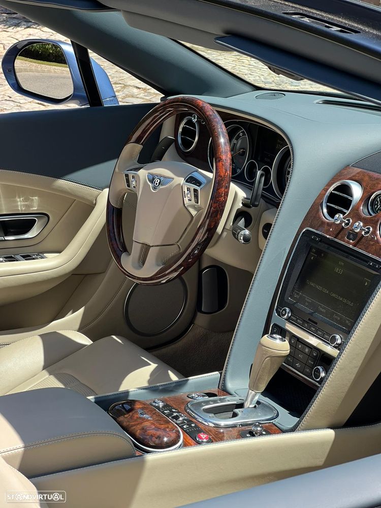 Bentley Continental Cabrio GT V8 Convertible - 23