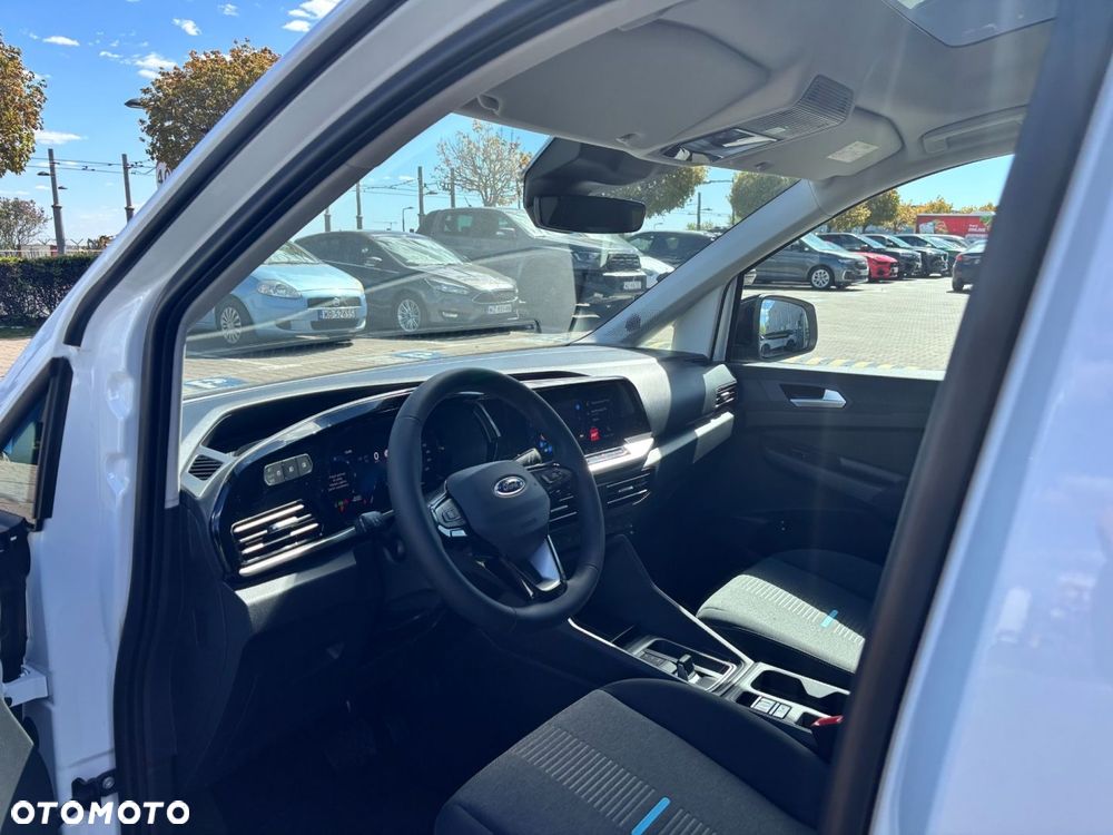 Ford Tourneo Connect Grand - 12