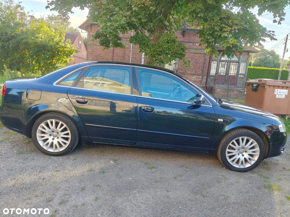 Audi A4 Limousine - 2