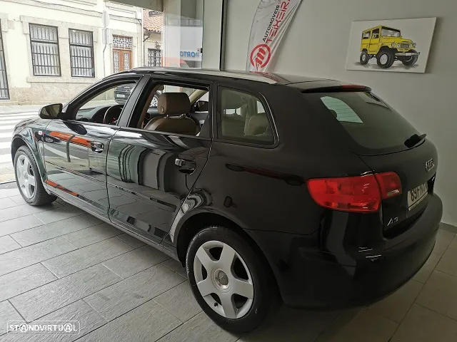 Audi A3 Sportback 2.0 TDi - 4
