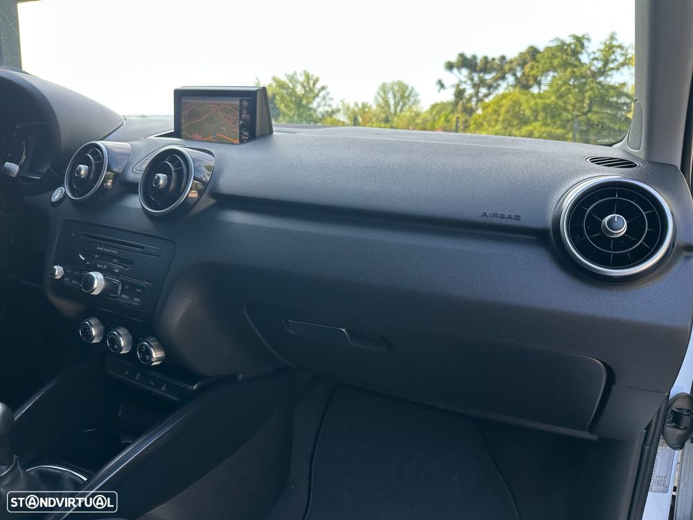 Audi A1 Sportback 1.6 TDI Sport - 12