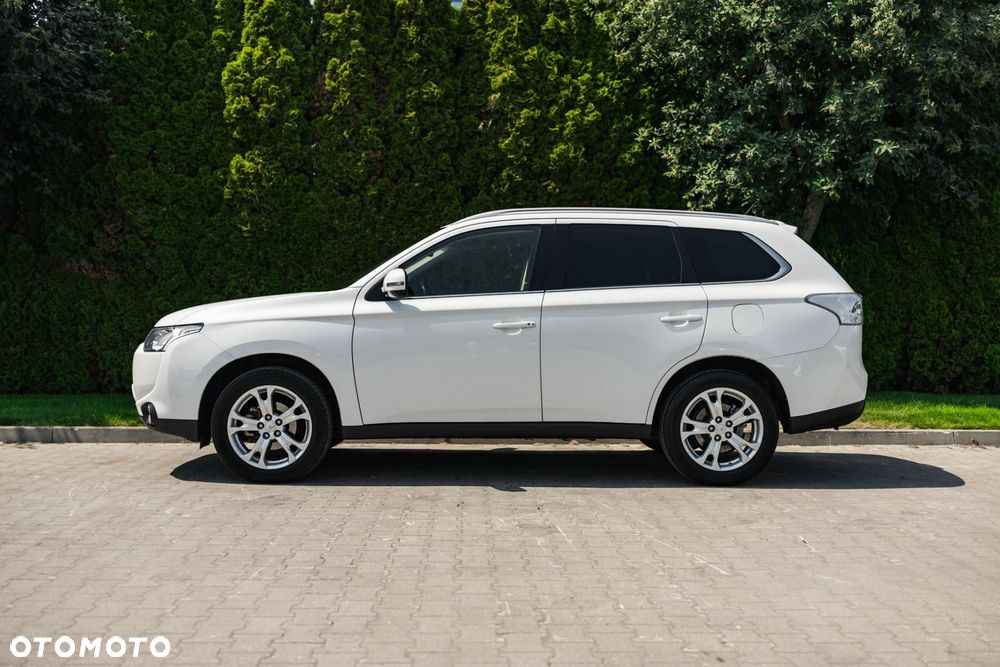 Mitsubishi Outlander 2.2 DID Intense - 8