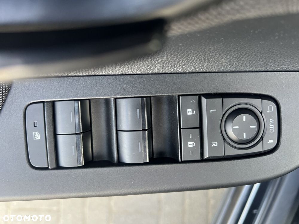 Toyota C-HR 1.8 Hybrid Style - 18