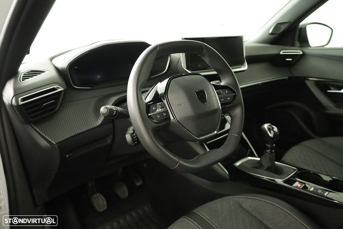 Peugeot 2008 1.2 PureTech Allure - 7