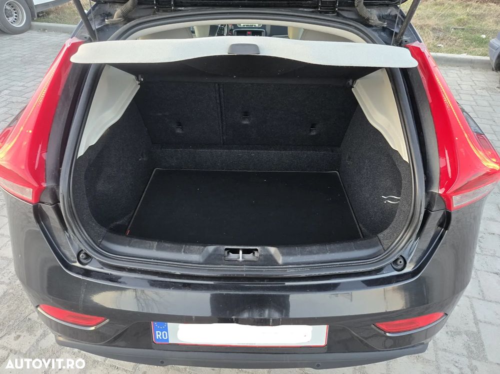 Volvo V40 D2 Geartronic - 3