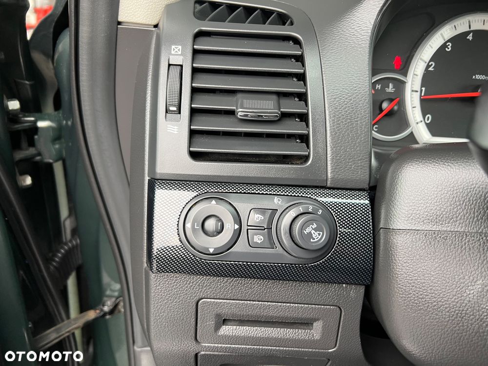 Chevrolet Captiva 2.0 2WD 7 Sitzer LS Family Edition - 39