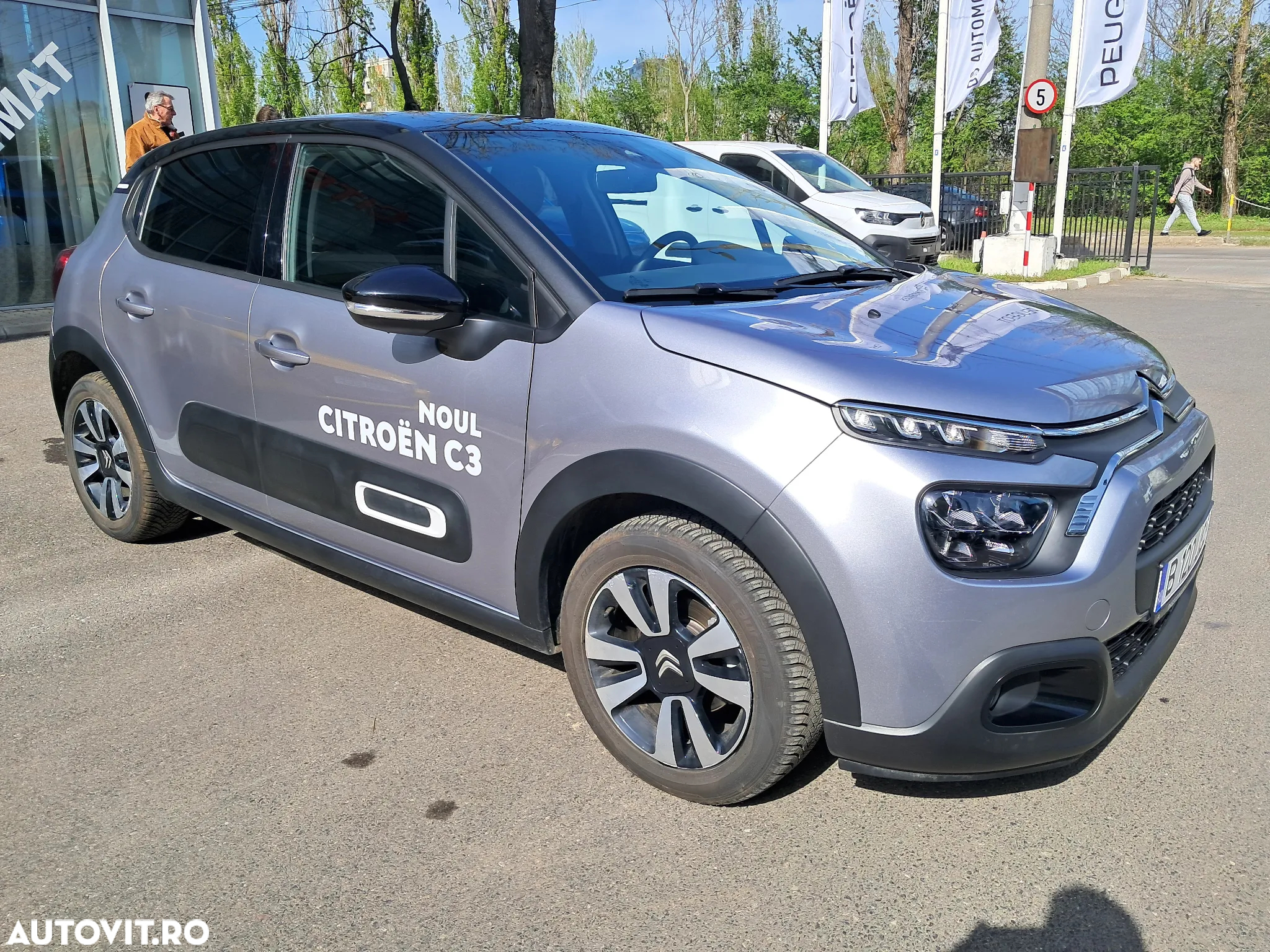 Citroën C3 1.2 PureTech 110 S&S EAT6 MAX - 4