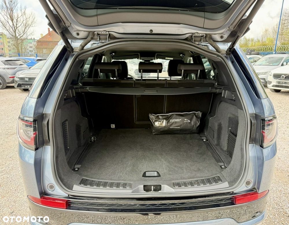 Land Rover Discovery Sport D240 R-Dynamic HSE - 33