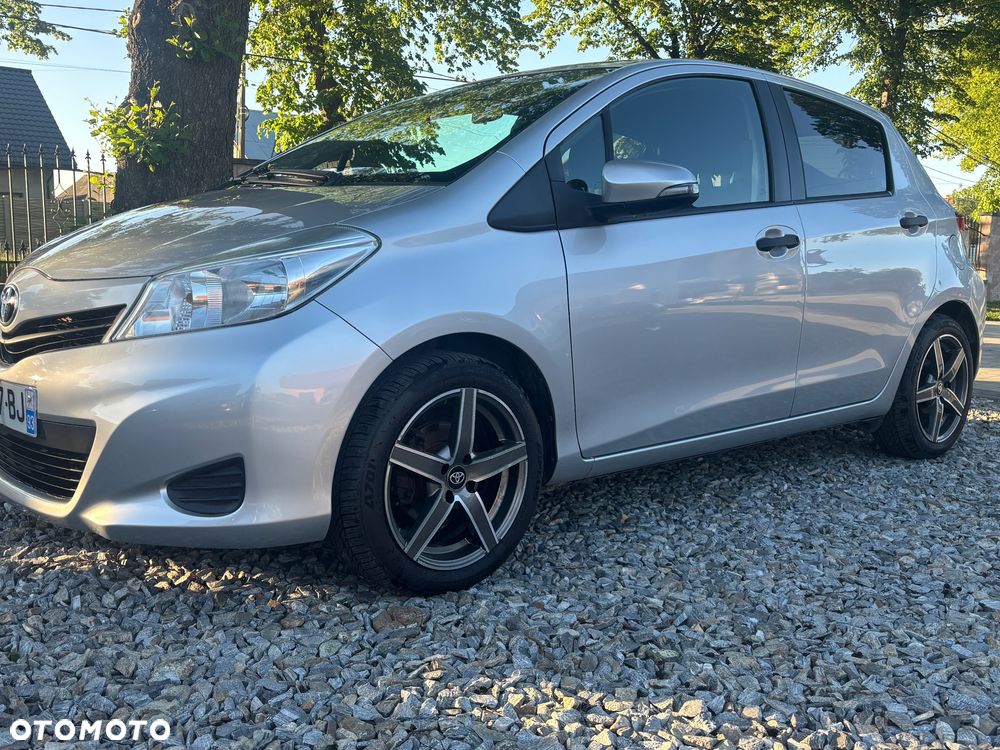 Toyota Yaris 1.4 D-4D Comfort - 4