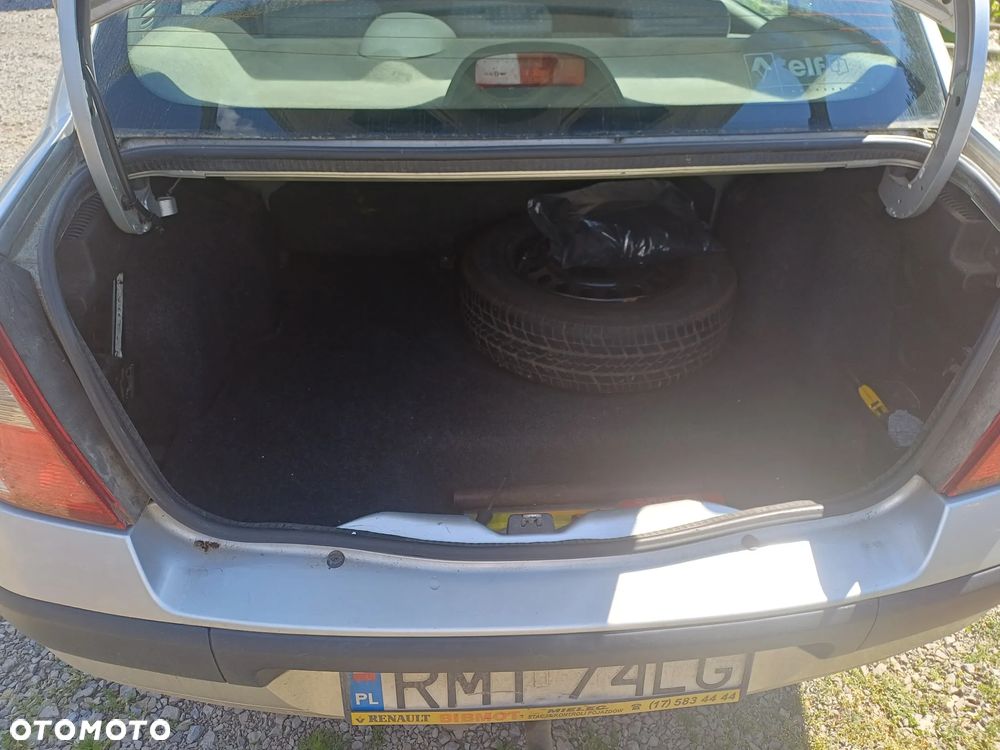 Renault Thalia - 4