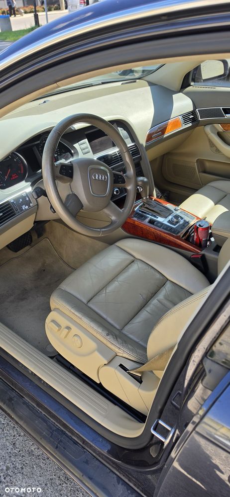 Audi V8 - 7
