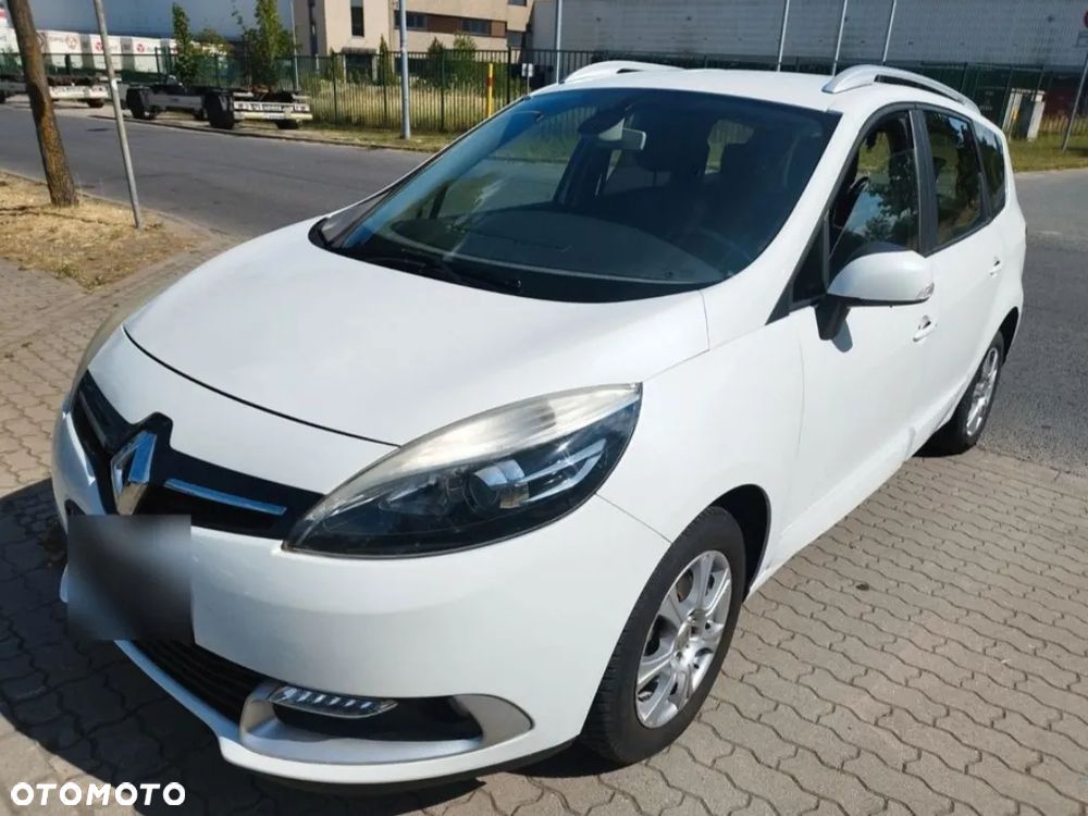 Renault Grand Scenic - 1