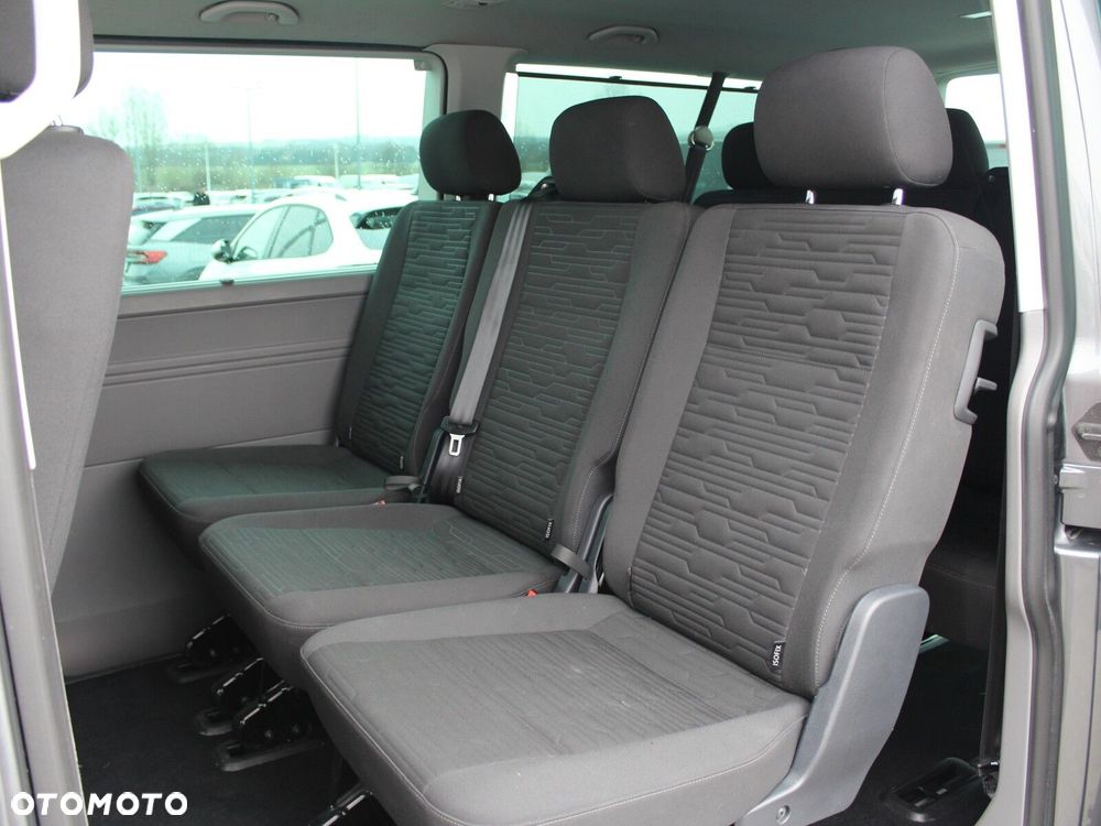 Volkswagen Caravelle 6.1 Comfortline 2.0 TDI DSG - 12