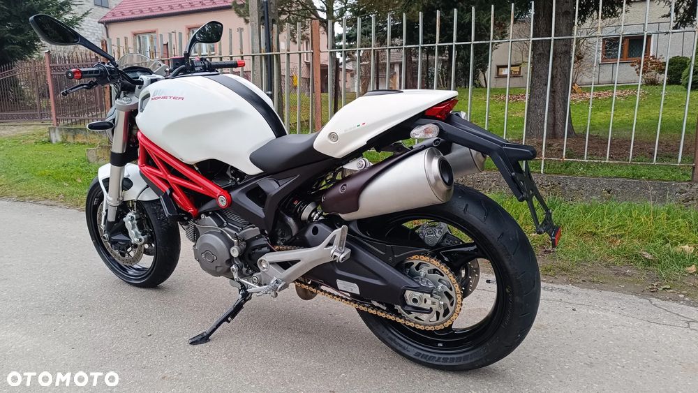 Ducati 696 - 3