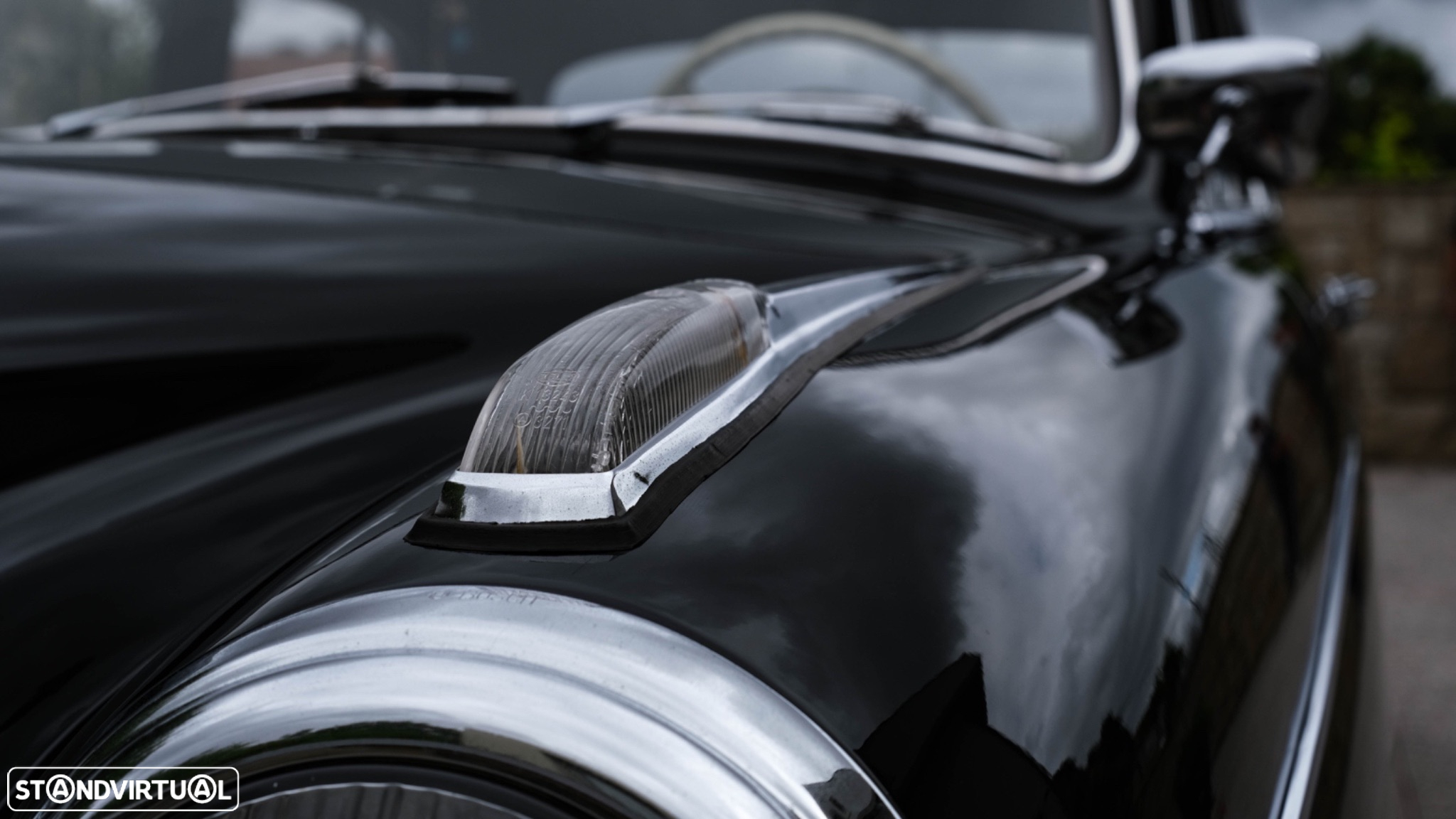 Mercedes-Benz 220 - 15
