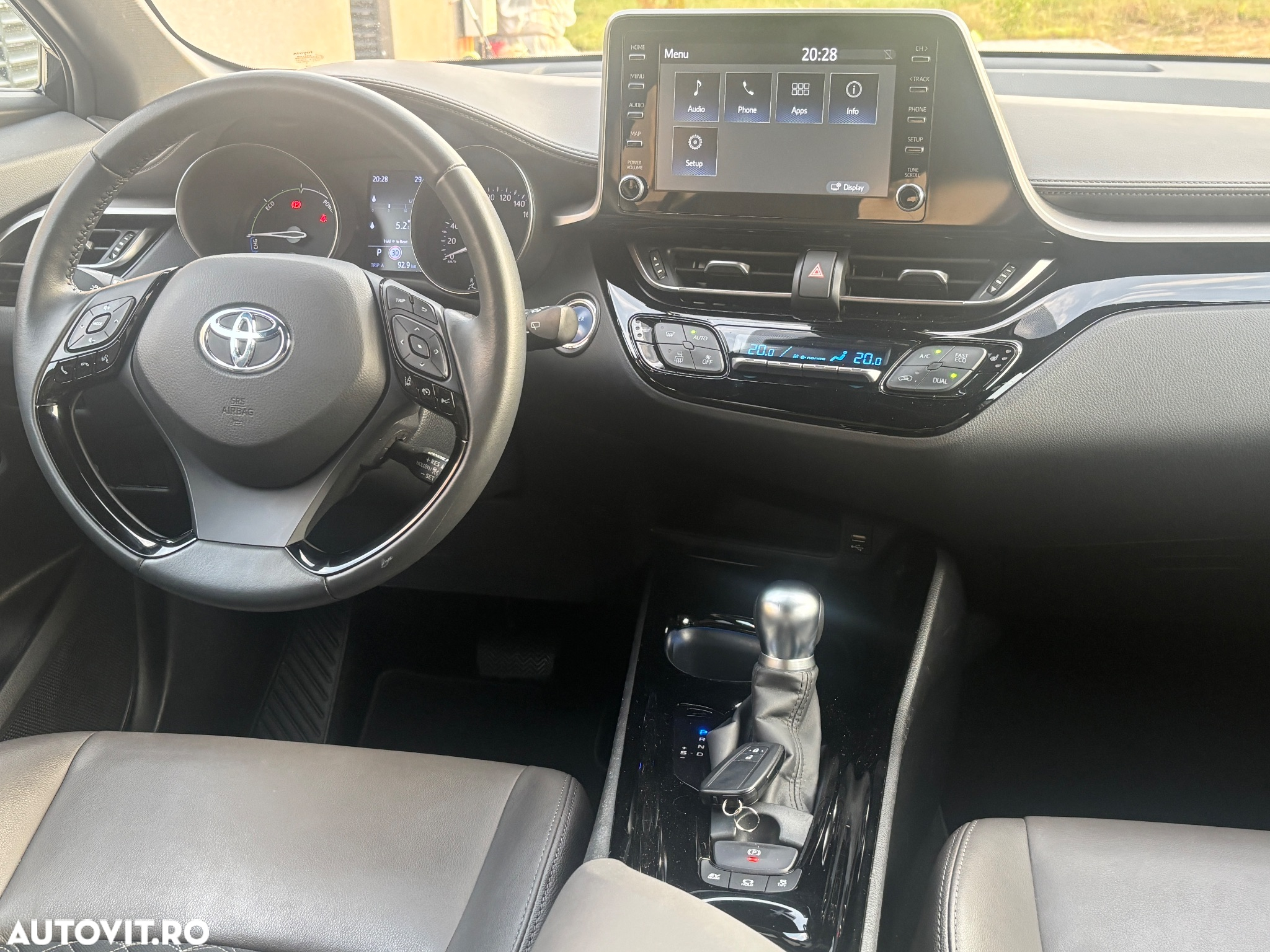 Toyota C-HR 2.0 Hybrid Lounge - 29