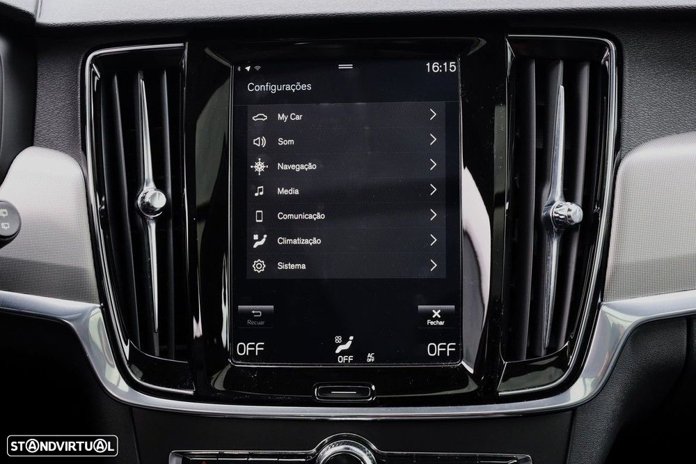 Volvo V90 2.0 D4 Momentum Plus Geartronic - 28