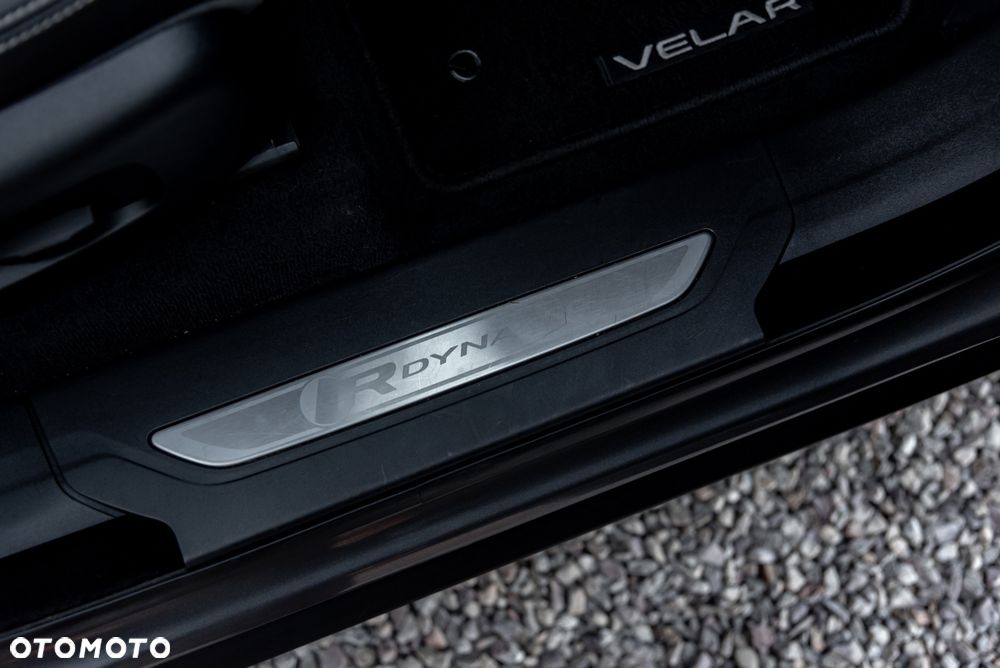 Land Rover Range Rover Velar 2.0d R-Dynamic - 26