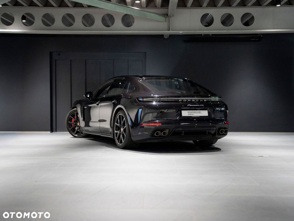 Porsche Panamera - 3