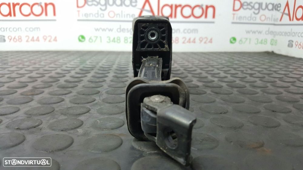 RETENTOR DA PORTA DIANTEIRA ESQUERDA SEAT IBIZA (6J5) STYLANCE / STYLE - 2